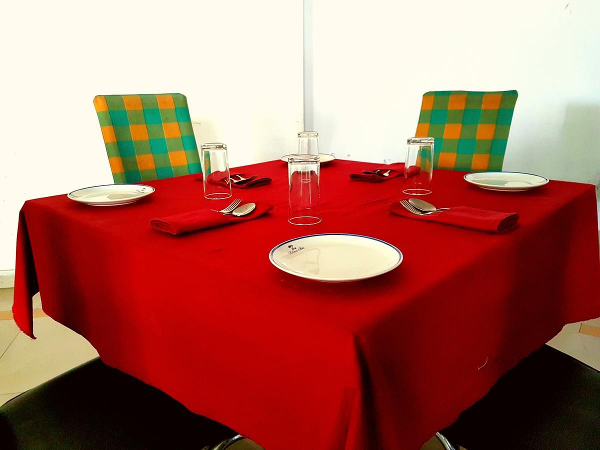 Kitchen Hut Hotel Nepalgunj Esterno foto